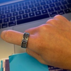 gucci ring